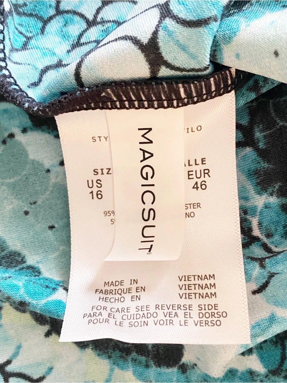 MAGICSUIT Taylor Racerback Underwire Tankini Top Blue Green New